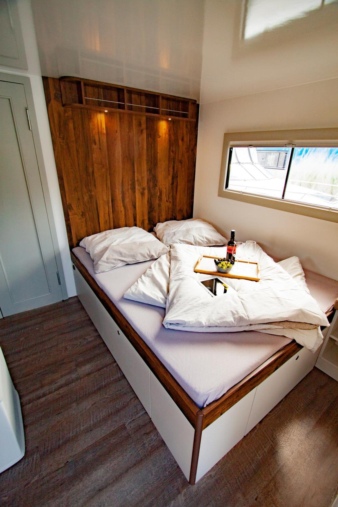 Hausboot Hotel Хенигсдорф Екстериор снимка